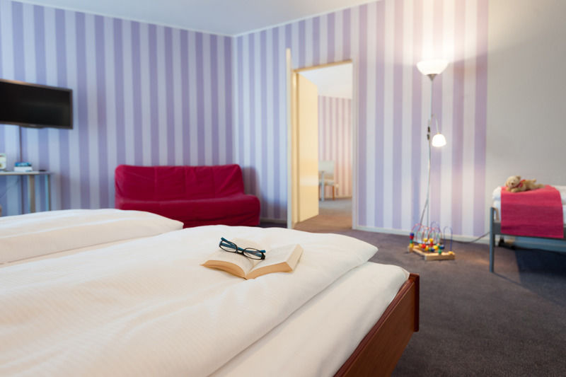 Numa Berlin Kudamm Aparthotel Exterior photo